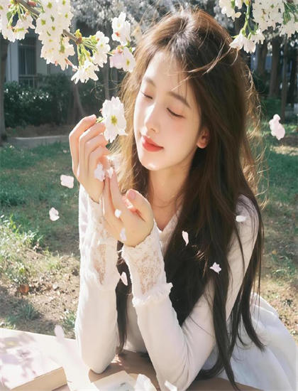 奇幻片技术揭秘：《饮食男女》的创作历程与幕后故事 ——深入探索奇幻片的艺术世界